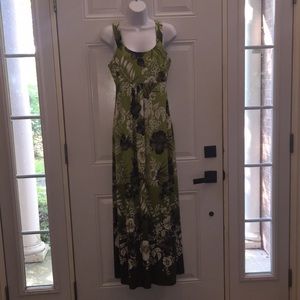 Northern Reflections Ladies Maxi Summer Sun Dress Green Floral Size Small